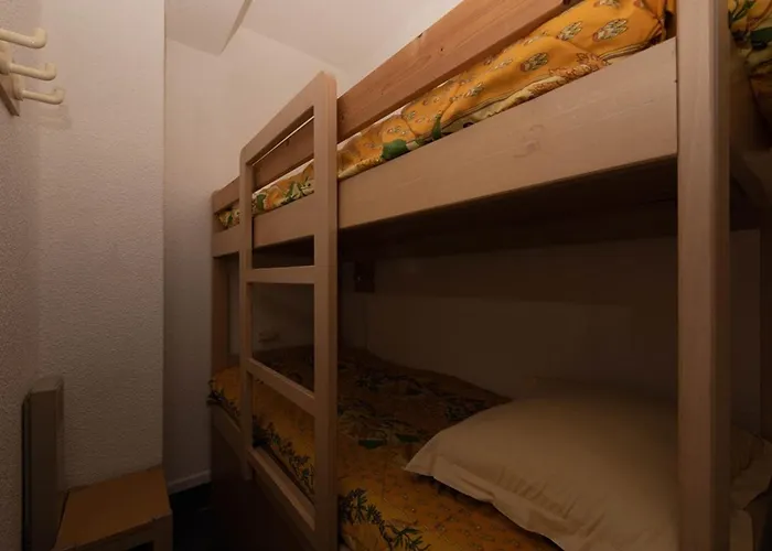 Lägenhet 4 Pers Avec Climatisation Et Parking, Vue Mer, Du Lavandou - Fr-1-803-22 *