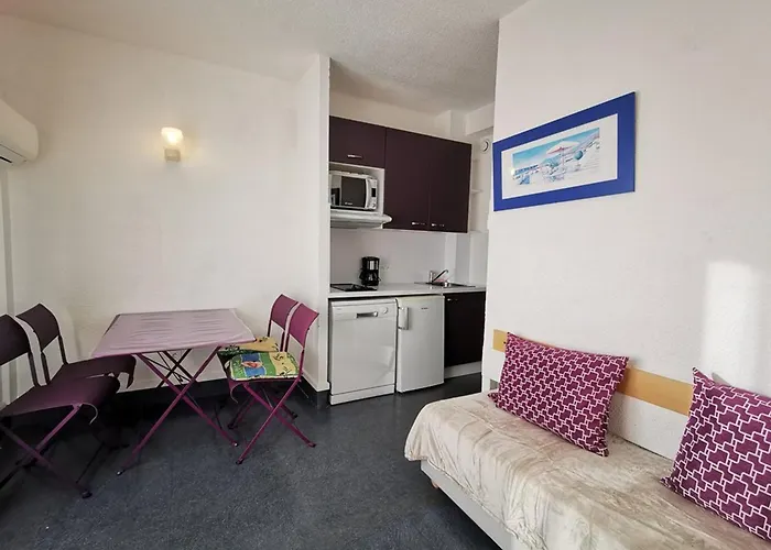 4 Pers Avec Climatisation Et Parking, Vue Mer, Du Lavandou - Fr-1-803-22 Lägenhet *