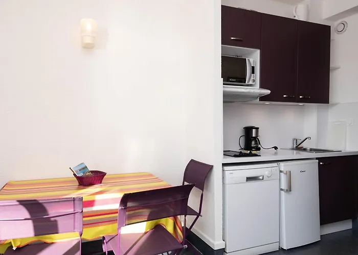 4 Pers Avec Climatisation Et Parking, Vue Mer, Du Lavandou - Fr-1-803-22 Lägenhet